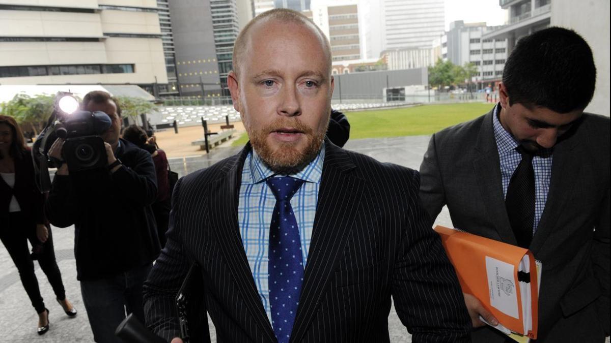 Solicitor Tim Meehan jailed for fraud